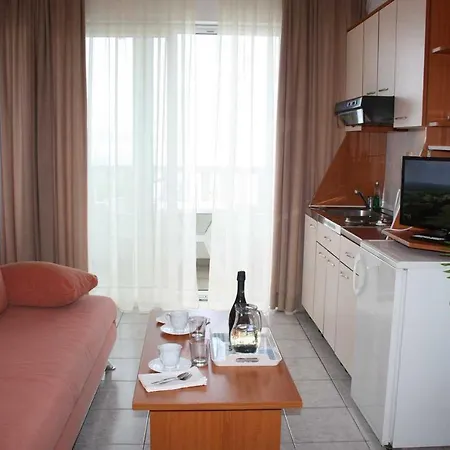Dvor Omiš